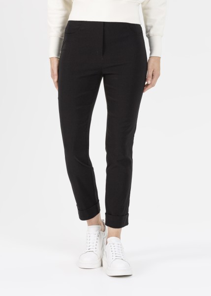 STEHMANN-701106-14060-IGOR-680-900-SCHWARZ-MODELL-FRONT