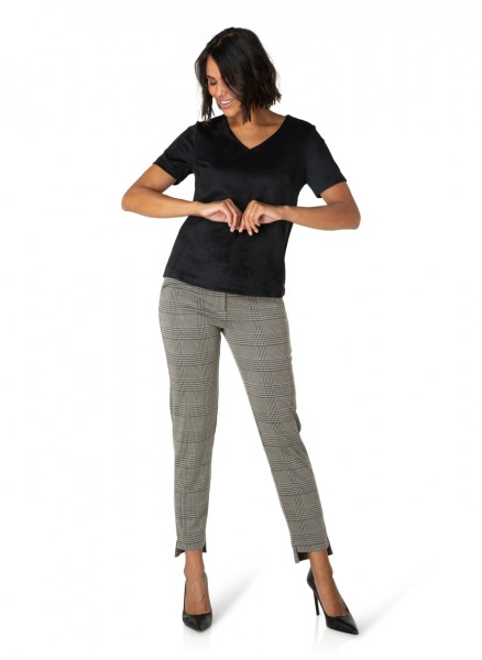 000111-1000-Black-model-26917